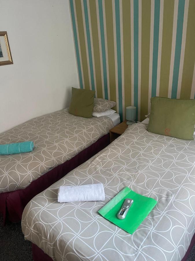 Uk Travel & Hospitality Ltd Ta Canberra Hotel Blackpool Exterior photo
