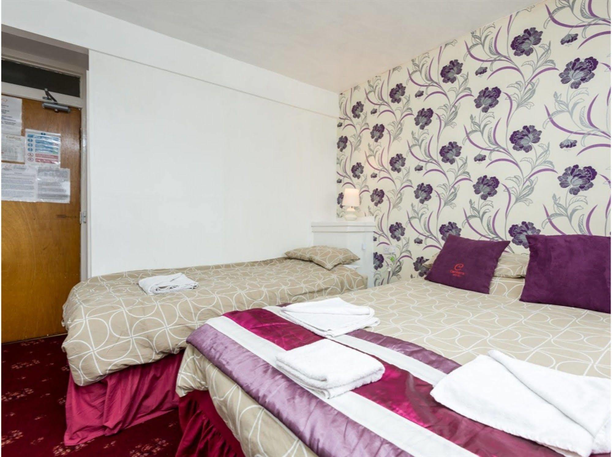 Uk Travel & Hospitality Ltd Ta Canberra Hotel Blackpool Exterior photo